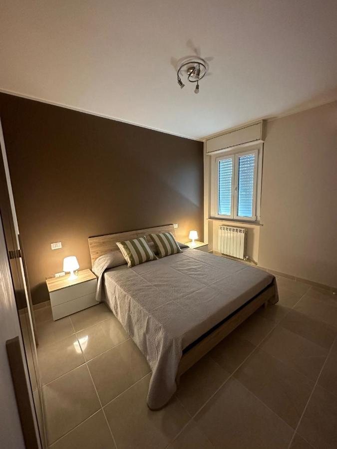 Desenzanino Apartment Twelve 代森扎诺-德尔加达 外观 照片